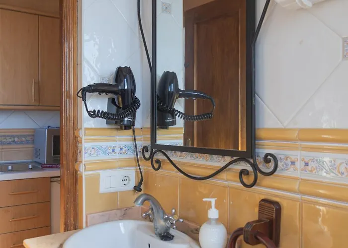 Atico Jimena Granada En El Centro De * Нерха